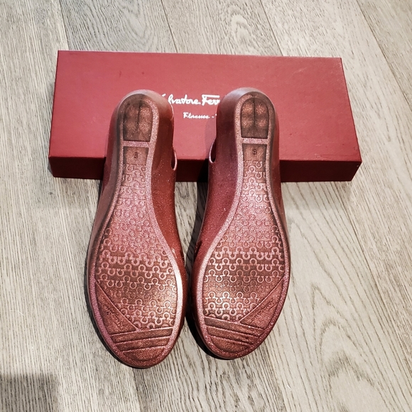 Salvatore Ferragamo Bermuda Flats - Picture 4 of 8